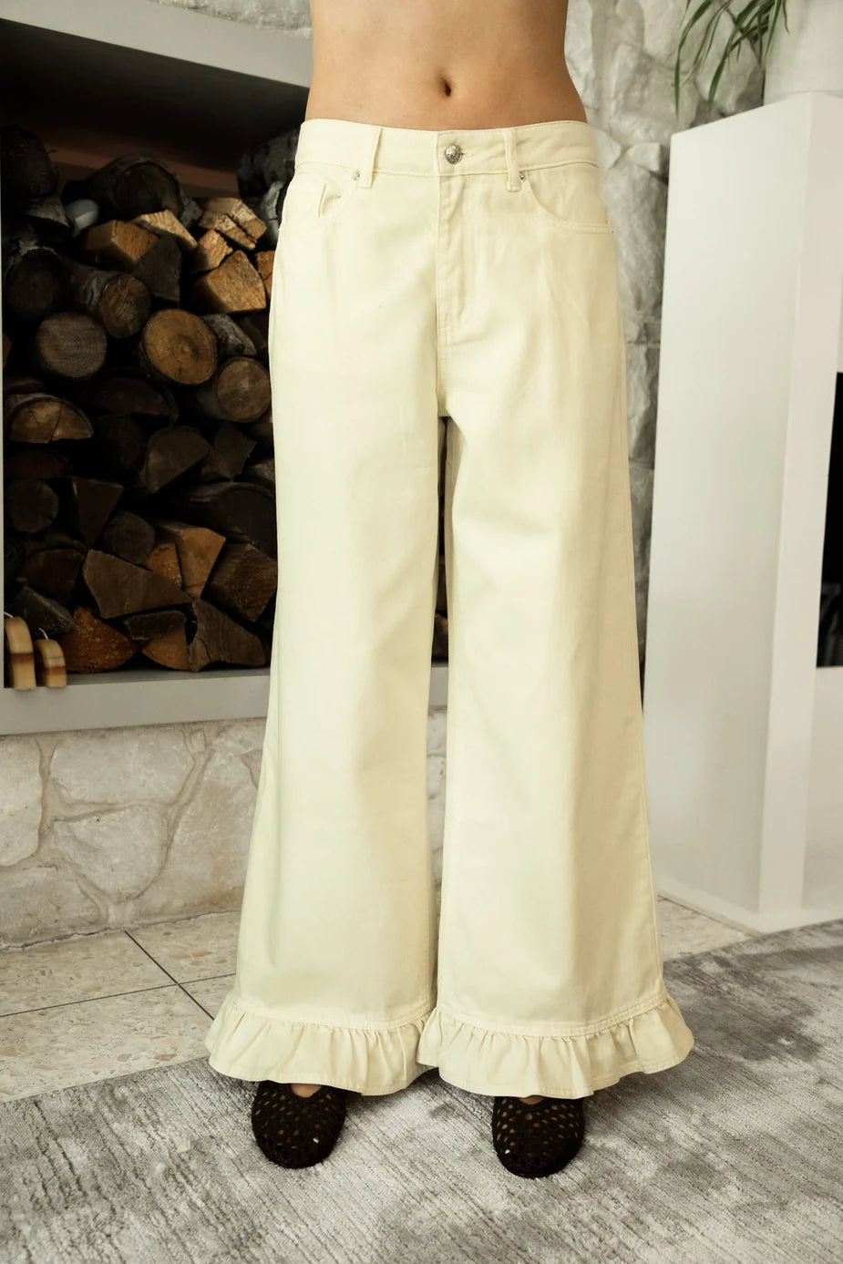 Ruffle Hem Mid‑Rise Wide Leg Denim Pants